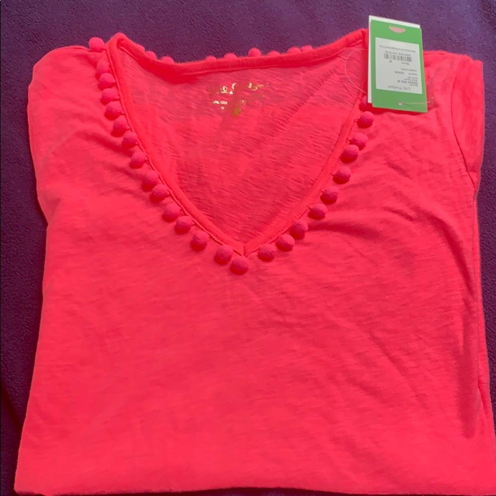 V neck short sleeve shirt